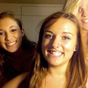 Meet your Posher, Carli